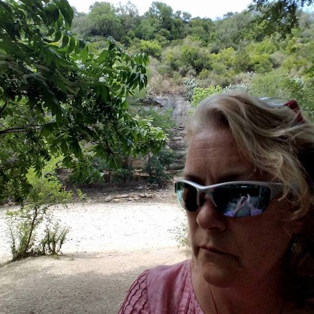 Meet your Posher, Julie